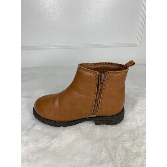 Carters Girls Brown Faux Leather Ankle Boots Size 8 With Zipper Closure - Picture 5 of 8